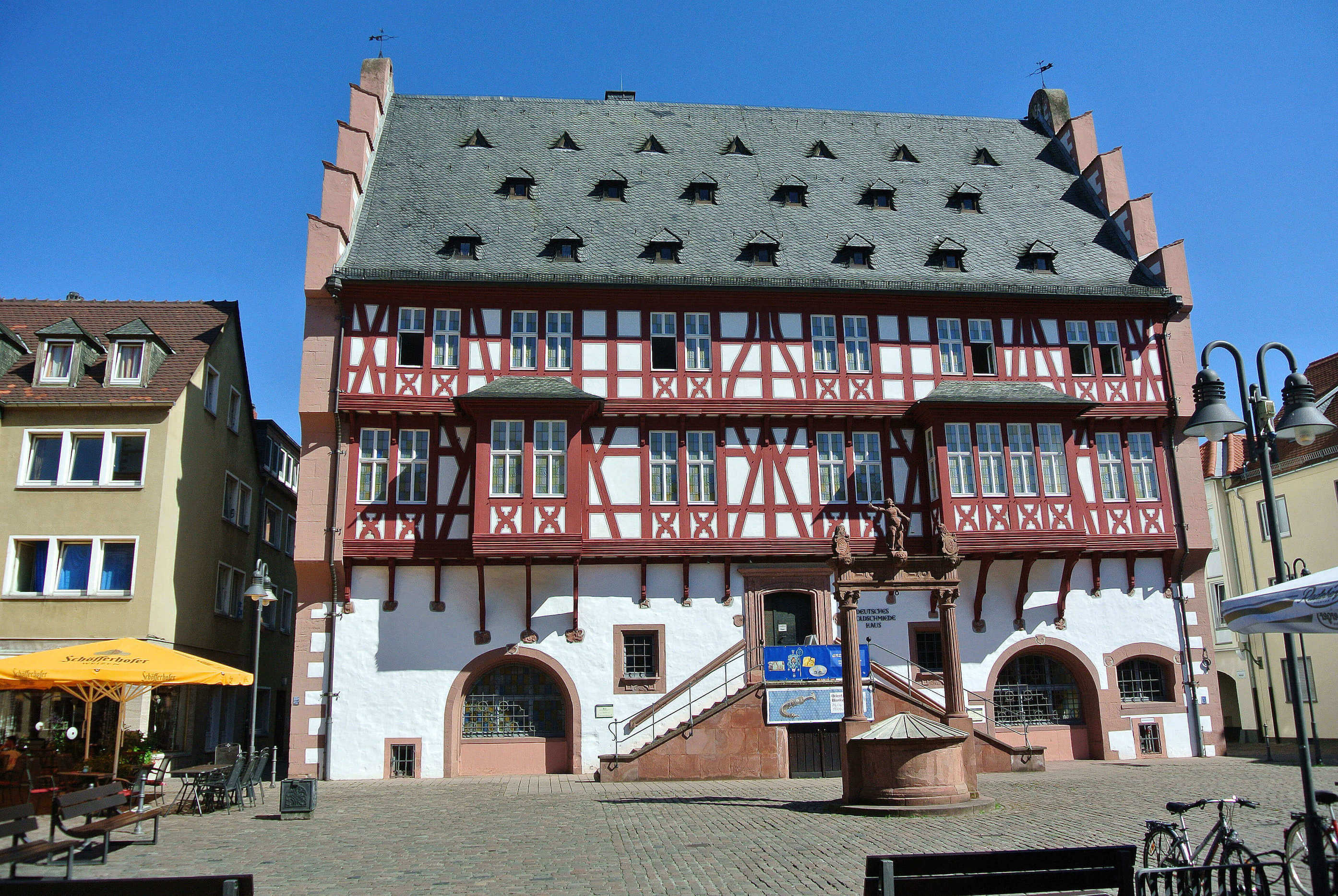 Deutsches Goldschmiedehaus Außenansicht, Foto: Dr. Christine Jung, © Deutsches Goldschmiedehaus